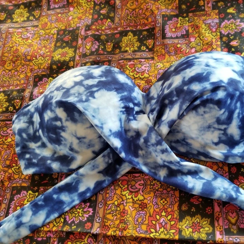 Victoria Secret tie dye bikini top